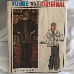 Vintage VOGUE PARIS ORIGINAL Pattern GIVENCHY 1197